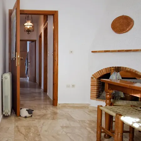 Marpissa's Center House Holiday home