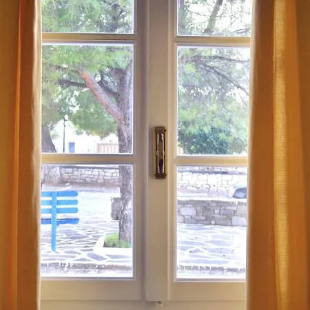 Holiday home Marpissa's Center House *