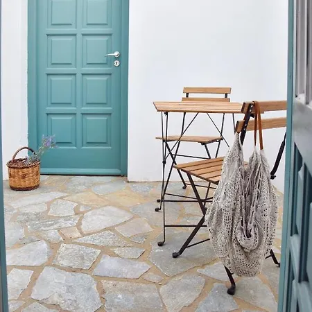 Marpissa's Center House Holiday home